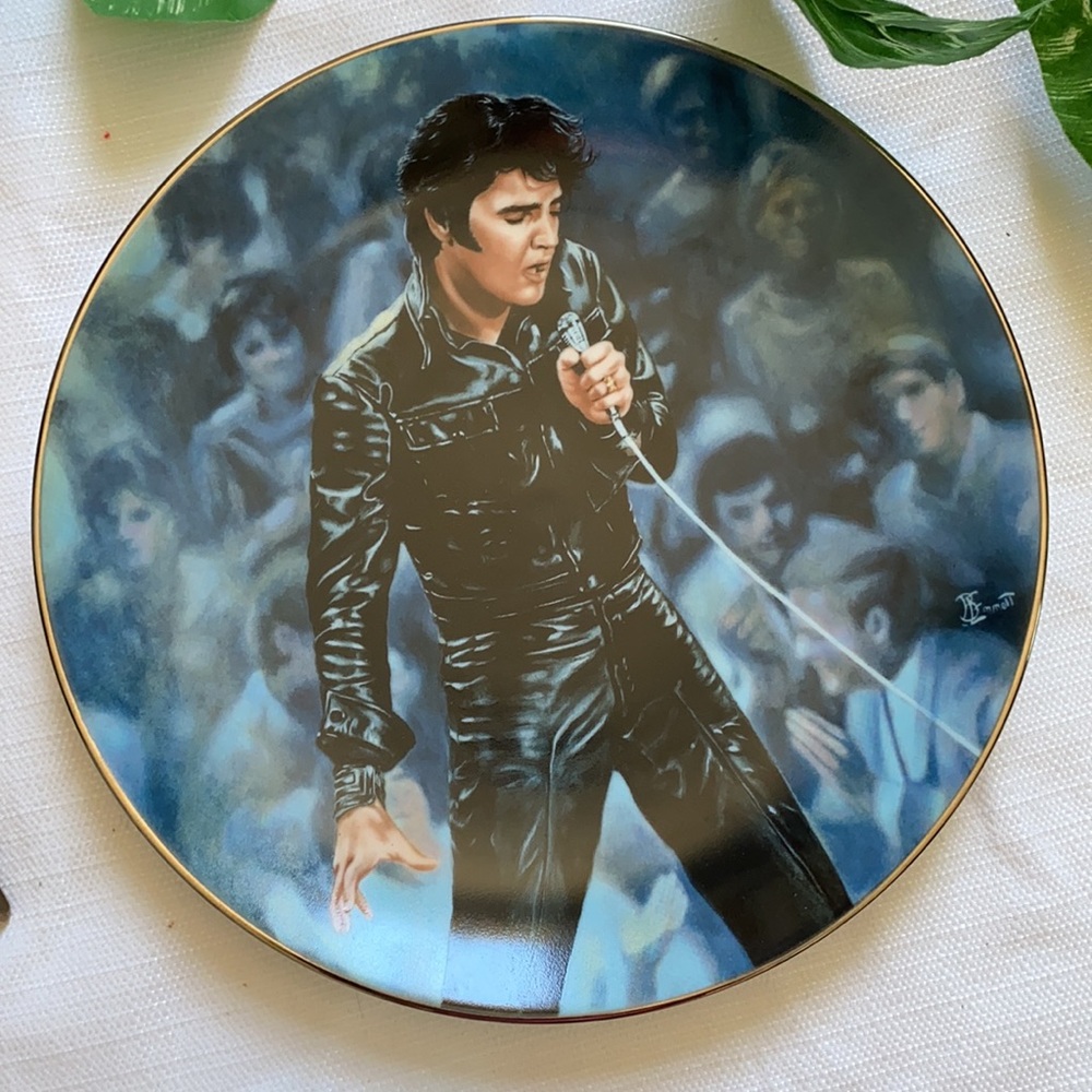 Vintage Elvis 68 Comeback Special Plate - Picture 3 of 4